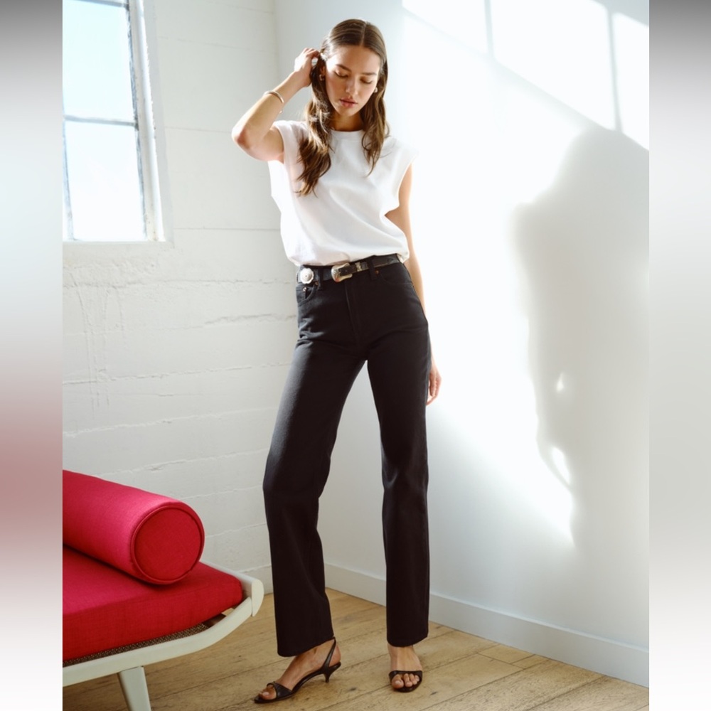 Abercrombie and Fitch High Rise The 90’s Relaxed Curve Love Black Denim Plus NWT
